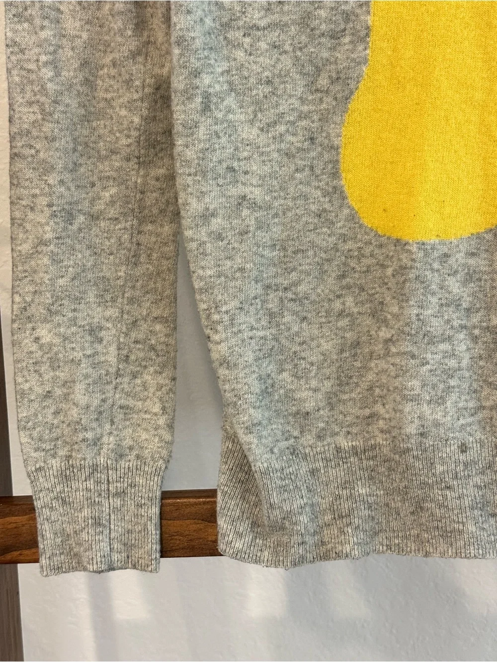 J.Crew Heather Gray Pear Graphic Sweater XXS Long Sleeve Fruit Intarsia Pullover